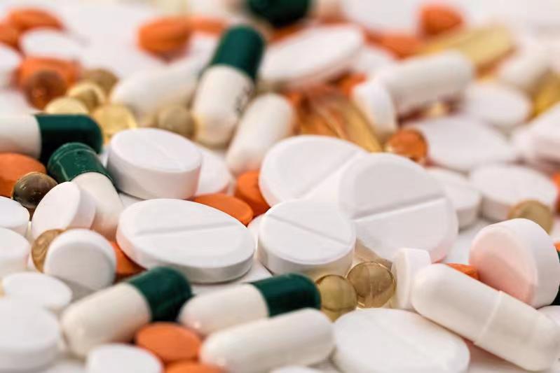 Magnafolát s lepšou stabilitou a farmakokinetikou